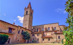 1 Bedroom Gorgeous Apartment In Arezzo